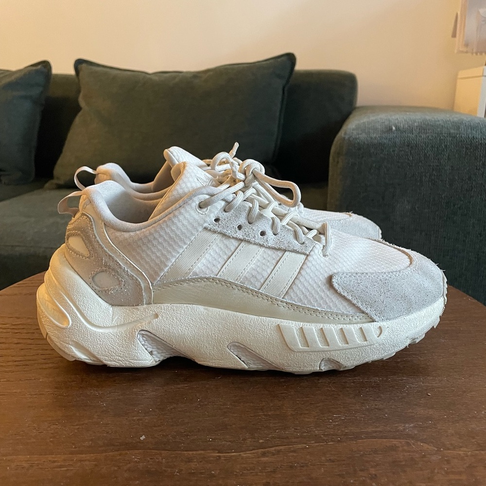 Adidas ZX 22 Boost Chunky Sole / Platform Sneaker Mens 7 / Womens 8.5